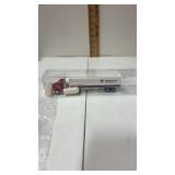 1:87 scale semi truck and trailer