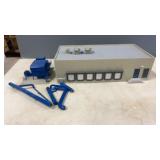 A Warehouse approx. 9.5x16.75x6 & what appears to