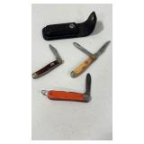3 Folding Knives & Sheath