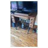 36 x 16 x 39"   Beautiful singer sewing machine