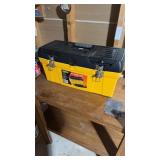 Toolbox workforce 24 inch 2000 series with