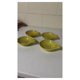 Mid century Russel Wright chartreuse bowls. Set