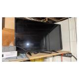 Westinghouse TV approx 32" w/ remote