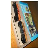2 Athearn Shell HO Tanker Cars