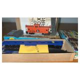HO Athearn Box Car & Passenger Car