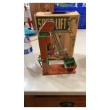 Kids Tin Toy Sand Lift w/box