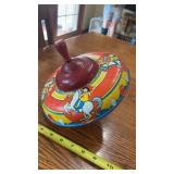 Vintage Tin Ohio Art Top, Doesn