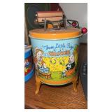 Three little pigs tin  toy washing machine