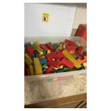 Tote Full of Kids Wood Blocks