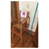 Kids Wooden High Chair Approx. 18x22x41. W/towel