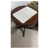 Round Wood Table Approx. 28"x28" with small cover
