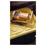 ERTL Die Cast Bulldozer Has little Issues