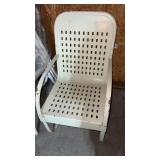 Metal lawn chair