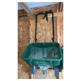 Scott 3000 spreader