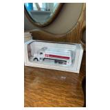 Spec cast die cast Peterbilt 385   Cenex truck