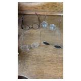4 pairs of vintage glasses