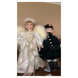 2 decorative dolls
