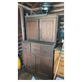 Cabinet (approx. 42x78x27) with a stove on top