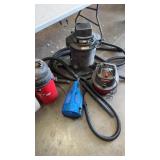 4 Vacuums untested