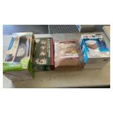 House Hold Items & Laminator untested