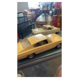 3 model cars plastic