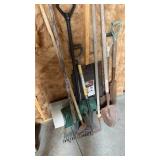 Grouping of long handled tools