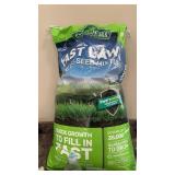 Fast lawn grass seed mixture
