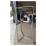 Round Clothes Rack