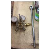Spring loaded spammer pipe speed wrench , Victor