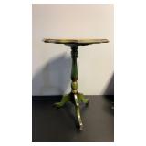 Side table  24 x 17'