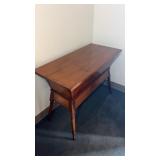 Antique maple primitive dough box with lid  38.5