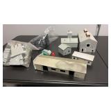 HO Scale Buildings & Accessories