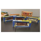 7 HO Scale AHM & TYCO Boxcars