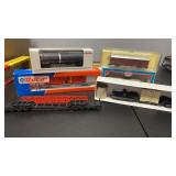 2 Depressed HO Flat Cars , 2 Tankers & Flatcar,