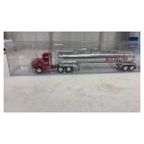 Trucks n stuff peterbilt with chemical tanker