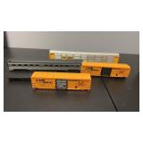 Rivarossi HO Passenger Car & CSX Covered Car