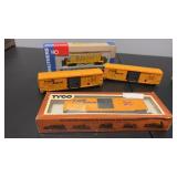 4 HO Railroad Cars, Walthers Aggregate Car, TYCO