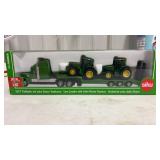 Siki low loader  with 2 John Deere tractors. 1:87