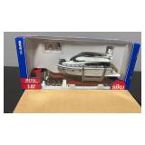 Siku 1/87 Semi Trailer w/ Yacht