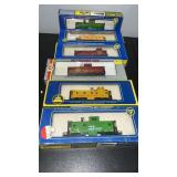 7 HO Scale AHM Caboose in Boxes