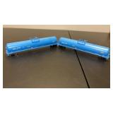 2 HO Scale Railroad Tanker Cars