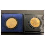 2 bicentennial commemorative medals