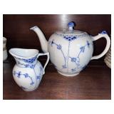 Vtg Royal Copenhagen Porcelain Teapot / Creamer