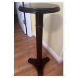 Vintage Neoclassical Mahogany Plant Stand