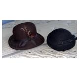 Vintage Pair of Doeskin Felt Wool Ladies Hats-2