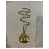 1/2012KT EF Gold Etched Scrollwork Locket