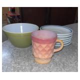 Vintage Pyrex Bowl & Saucers - 6