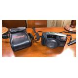 Vintage Pentax Zoom 105-R 35MM Camera w/ Bag