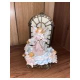 Vintage Avon Devine Angel w/ Cherubs Music Box