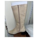 White Stag Electra Tan Womans Boot Size 7